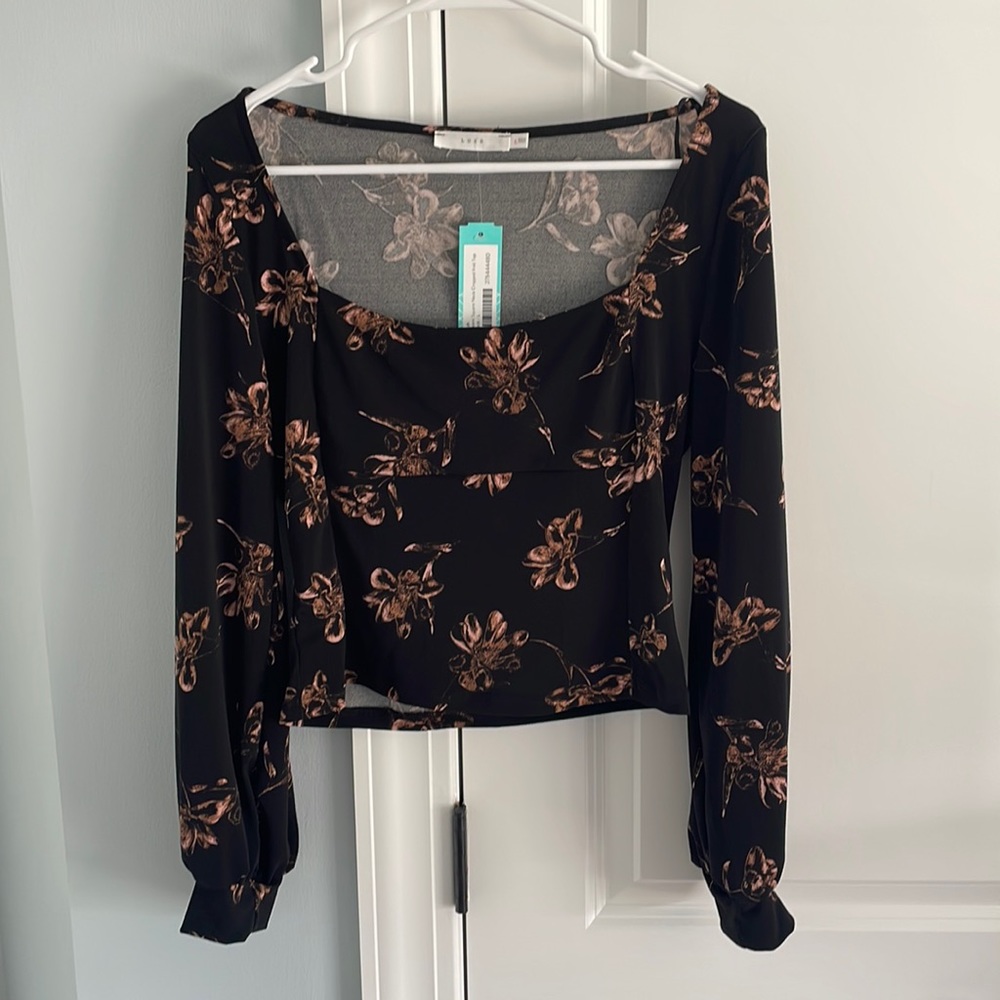 Large Crop Top Long Sleeve Top